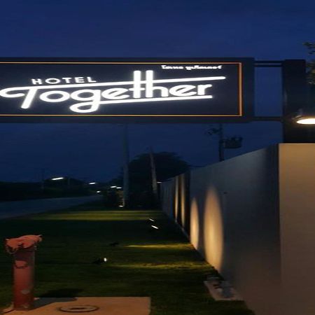 Hotel Together Pakchong Exterior photo